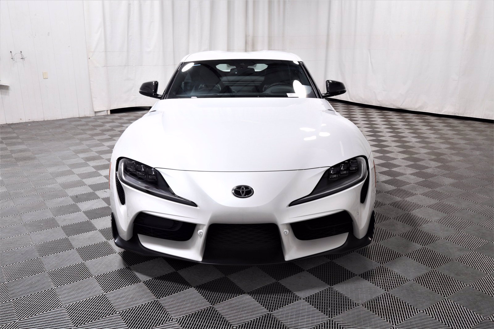 new 2021 toyota gr supra 3.0 2dr car in wichita, ks area